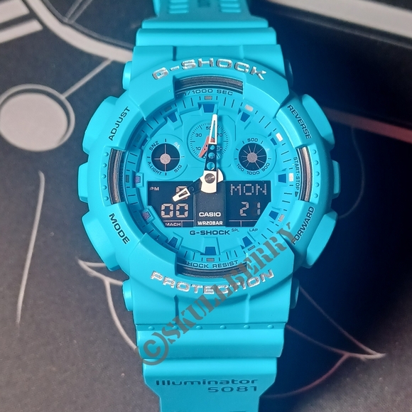 CASIO G-SHOCK GA100RS ROCK MUSIC EDITION - Picture 1 of 9